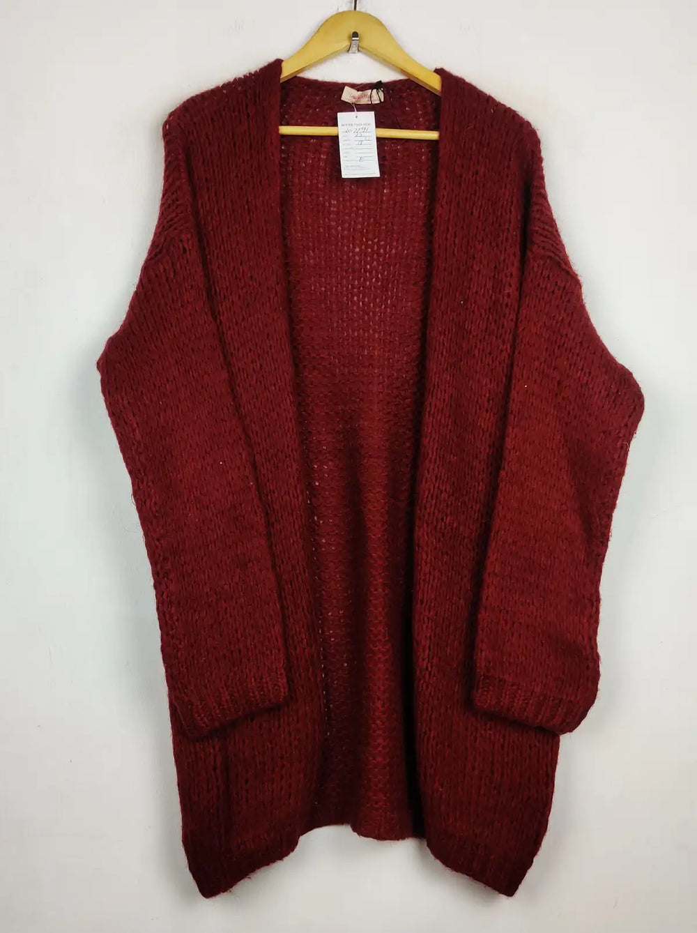 Buy online pre-used pre-loved 100% authentic & Original branded Lindsay Moda (LC-7791) available in Pakistan. Top international brands avilable.