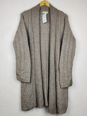 Buy online pre-used pre-loved 100% authentic & Original branded Monsoon (LC-7924) available in Pakistan. Top international brands avilable.