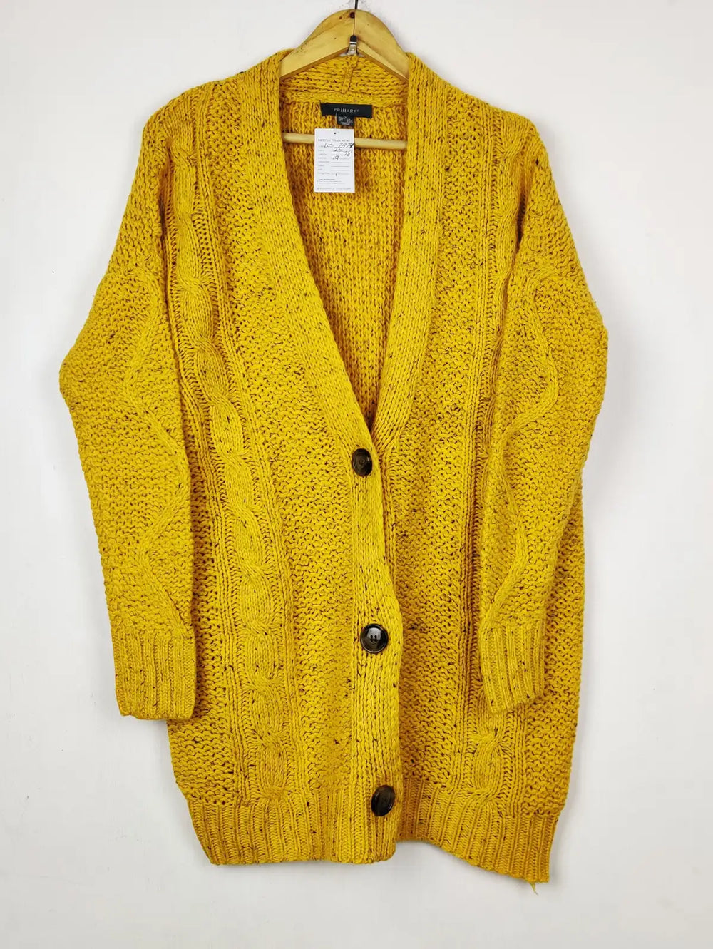 Buy online pre-used pre-loved 100% authentic & Original branded Primark (LC-7974) available in Pakistan. Top international brands avilable.