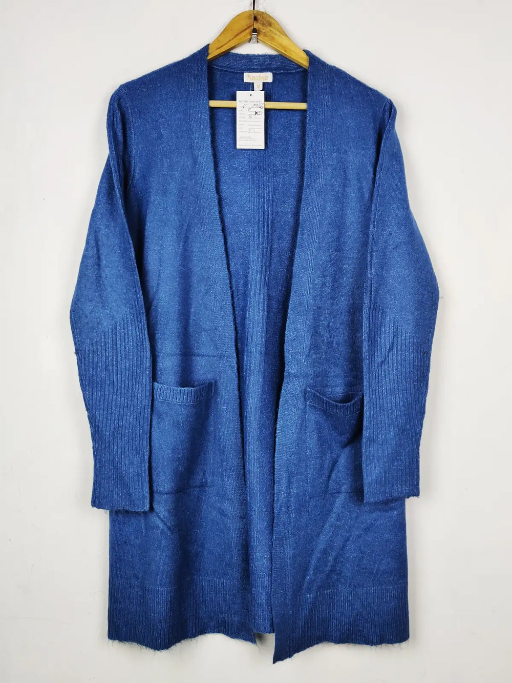 Buy online pre-used pre-loved 100% authentic & Original branded Naoise (LC-7983) available in Pakistan. Top international brands avilable.
