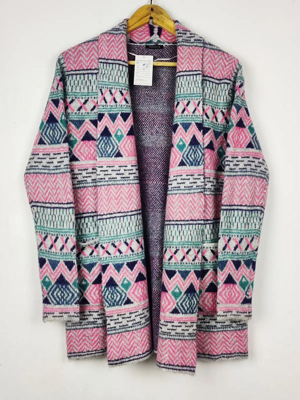 Buy online pre-used pre-loved 100% authentic & Original branded Roman (LC-7998) available in Pakistan. Top international brands avilable.