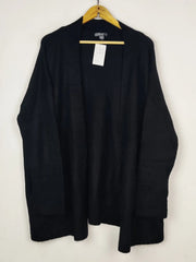 Buy online pre-used pre-loved 100% authentic & Original branded Primark (LC-8006) available in Pakistan. Top international brands avilable.