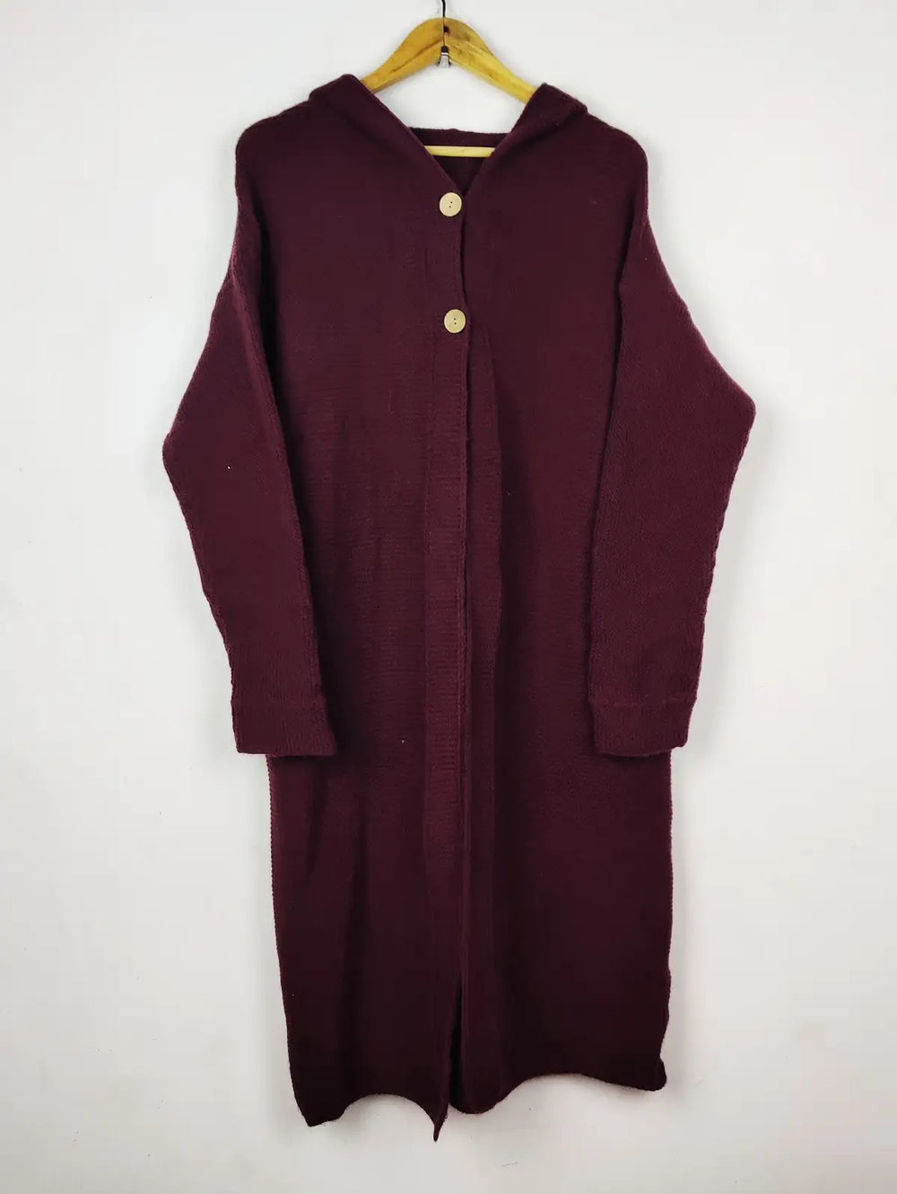 Buy online pre-used pre-loved 100% authentic & Original branded Unknown Brand (LC-8038) available in Pakistan. Top international brands avilable.