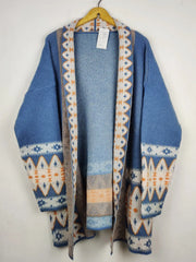 Buy online pre-used pre-loved 100% authentic & Original branded Unknown Brand (LC-8117) available in Pakistan. Top international brands avilable.