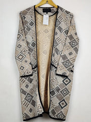 Buy online pre-used pre-loved 100% authentic & Original branded River Island (LC-8135) available in Pakistan. Top international brands avilable.