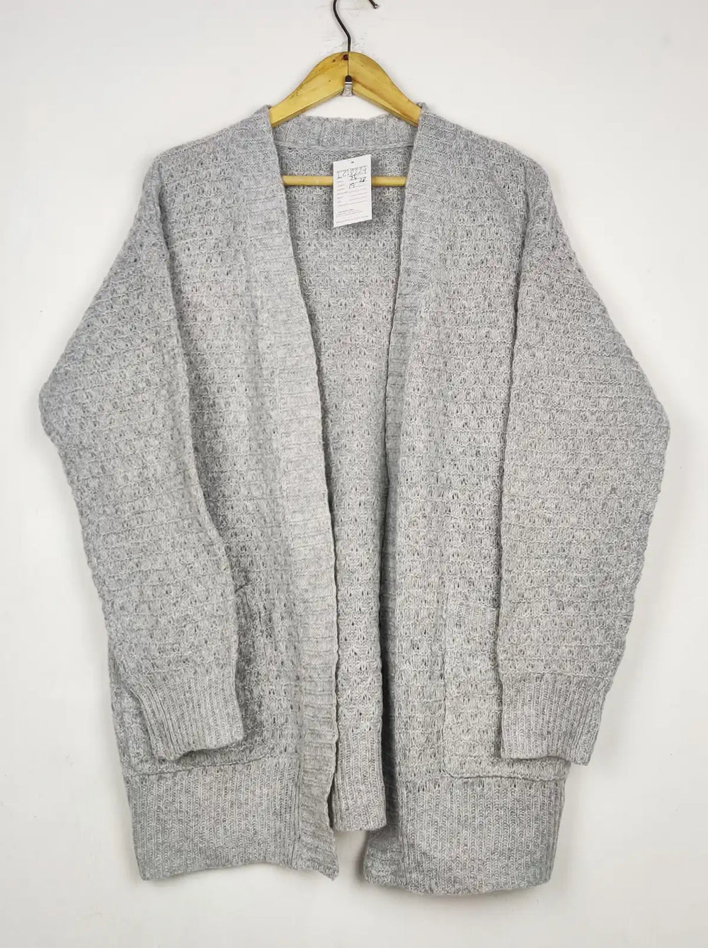 Buy online pre-used pre-loved 100% authentic & Original branded Shein (LC-8229) available in Pakistan. Top international brands avilable.