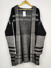 Buy online pre-used pre-loved 100% authentic & Original branded Primark (LC-8242) available in Pakistan. Top international brands avilable.