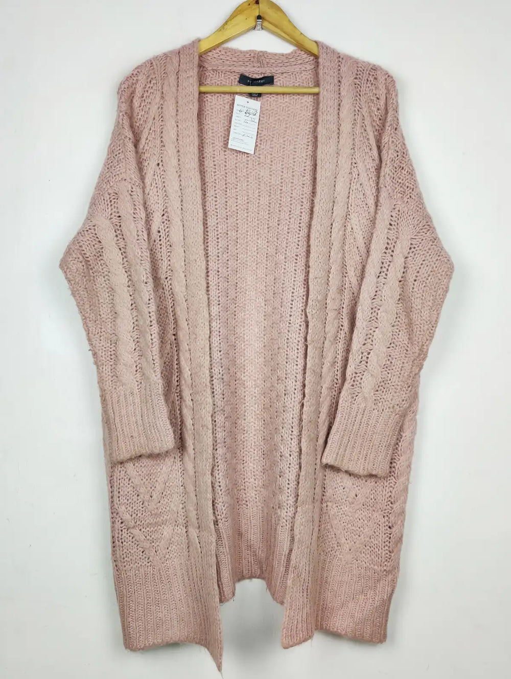 Buy online pre-used pre-loved 100% authentic & Original branded Primark (LC-8243) available in Pakistan. Top international brands avilable.