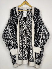Buy online pre-used pre-loved 100% authentic & Original branded Gallery (LC-8263) available in Pakistan. Top international brands avilable.
