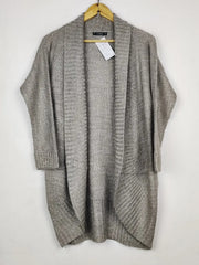Buy online pre-used pre-loved 100% authentic & Original branded Dunnes Store (LC-8556) available in Pakistan. Top international brands avilable.