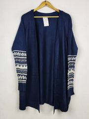 Buy online pre-used pre-loved 100% authentic & Original branded Unknown Brand (LC-8557) available in Pakistan. Top international brands avilable.