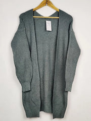 Buy online pre-used pre-loved 100% authentic & Original branded Shein (LC-8680) available in Pakistan. Top international brands avilable.