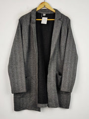 H&M (LC-8984)