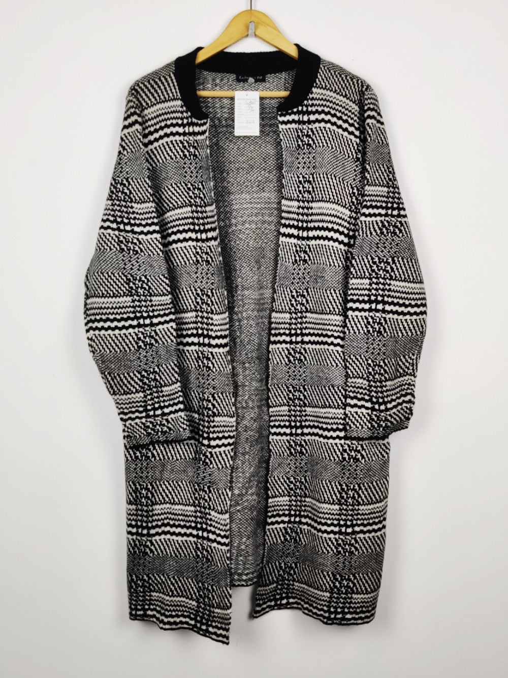 F&F (LC-9365)