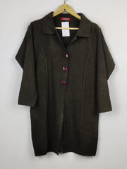 Buy online pre-used pre-loved 100% authentic & Original branded Jordan (LS-10247) available in Pakistan. Top international brands avilable.