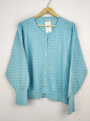 Buy online pre-used pre-loved 100% authentic & Original branded Gallery (LS-11037) available in Pakistan. Top international brands avilable.