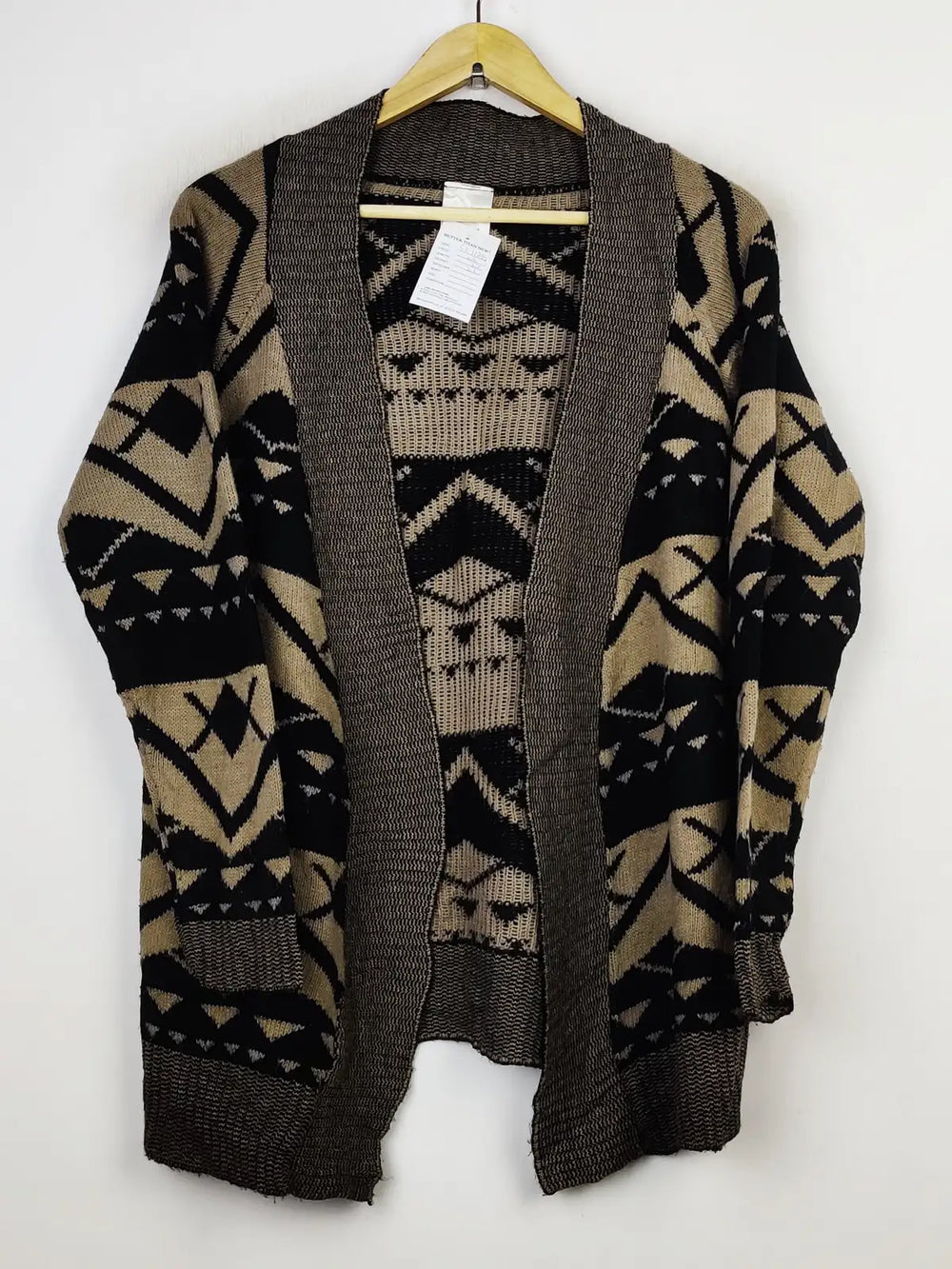 Buy online pre-used pre-loved 100% authentic & Original branded Being Casual (LS-11295) available in Pakistan. Top international brands avilable.