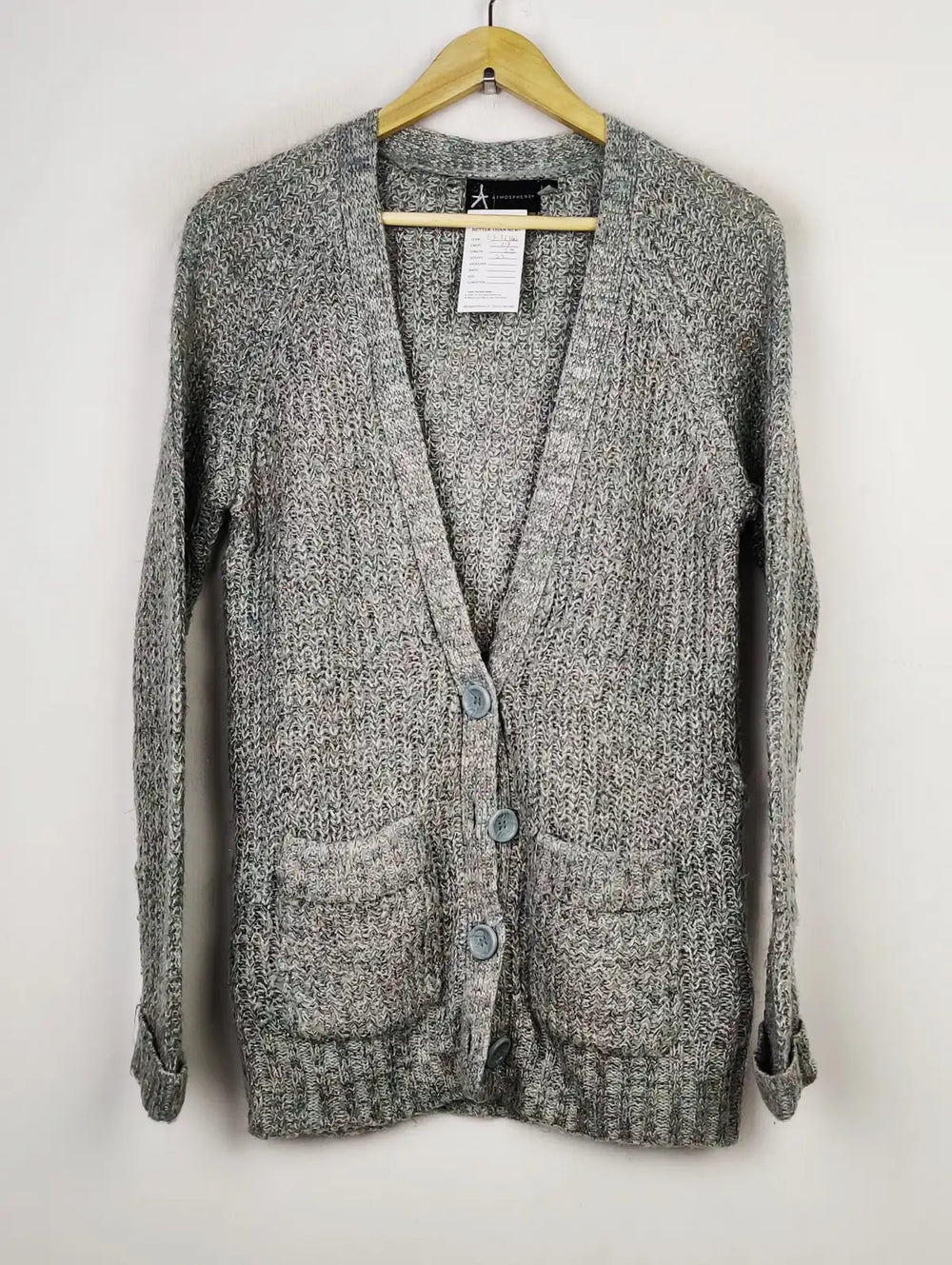 Buy online pre-used pre-loved 100% authentic & Original branded Atmosphere (LS-11340) available in Pakistan. Top international brands avilable.