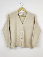 Buy online pre-used pre-loved 100% authentic & Original branded Unknown Brand (LS-11429) available in Pakistan. Top international brands avilable.