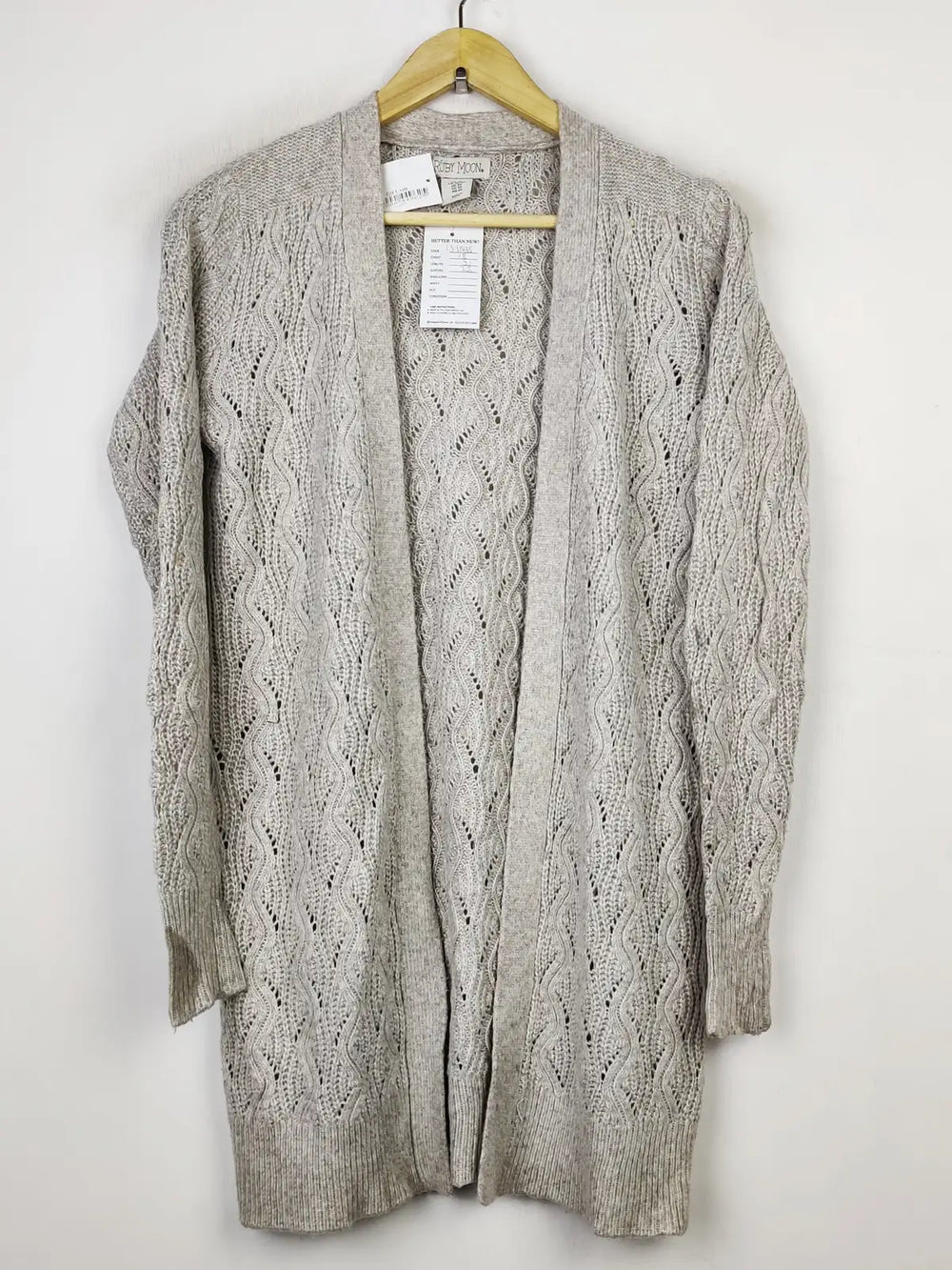 Buy online pre-used pre-loved 100% authentic & Original branded Ruby Moon (LS-11435) available in Pakistan. Top international brands avilable.