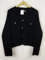 Buy online pre-used pre-loved 100% authentic & Original branded F&F (LS-11444) available in Pakistan. Top international brands avilable.