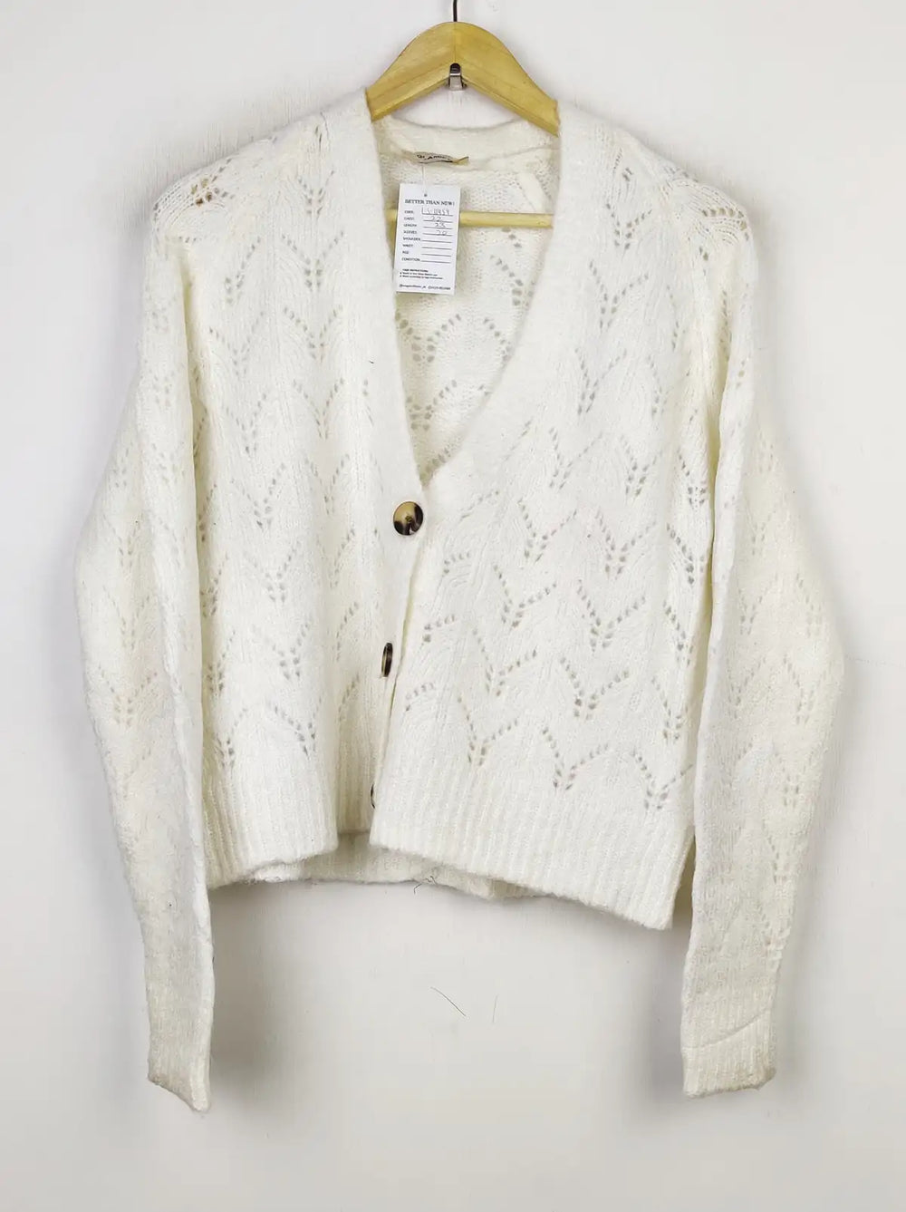 Buy online pre-used pre-loved 100% authentic & Original branded Glamify (LS-11454) available in Pakistan. Top international brands avilable.