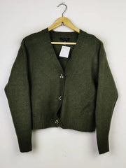 Buy online pre-used pre-loved 100% authentic & Original branded New Look (LS-11456) available in Pakistan. Top international brands avilable.