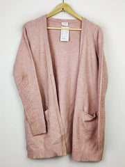 Buy online pre-used pre-loved 100% authentic & Original branded Vila (LS-11467) available in Pakistan. Top international brands avilable.