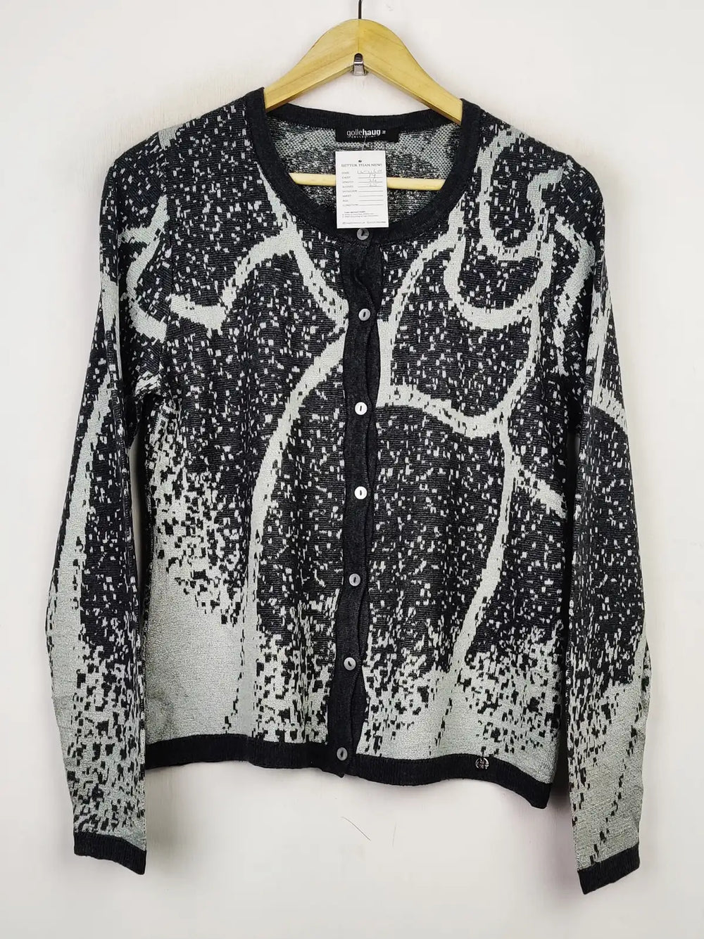 Buy online pre-used pre-loved 100% authentic & Original branded Gollehaug (LS-11504) available in Pakistan. Top international brands avilable.