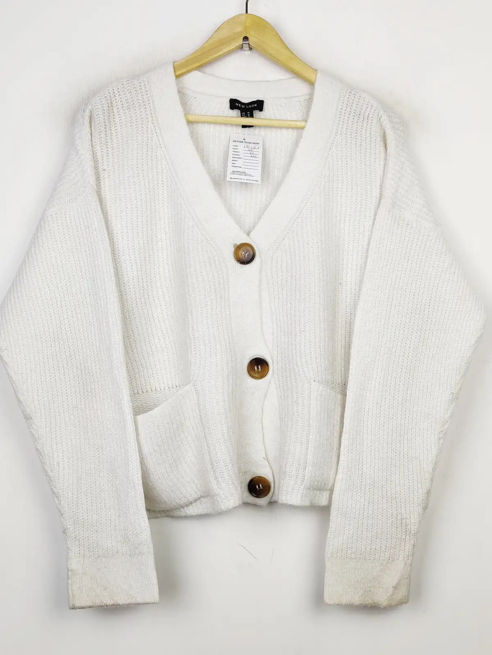 Buy online pre-used pre-loved 100% authentic & Original branded New Look (LS-11515) available in Pakistan. Top international brands avilable.