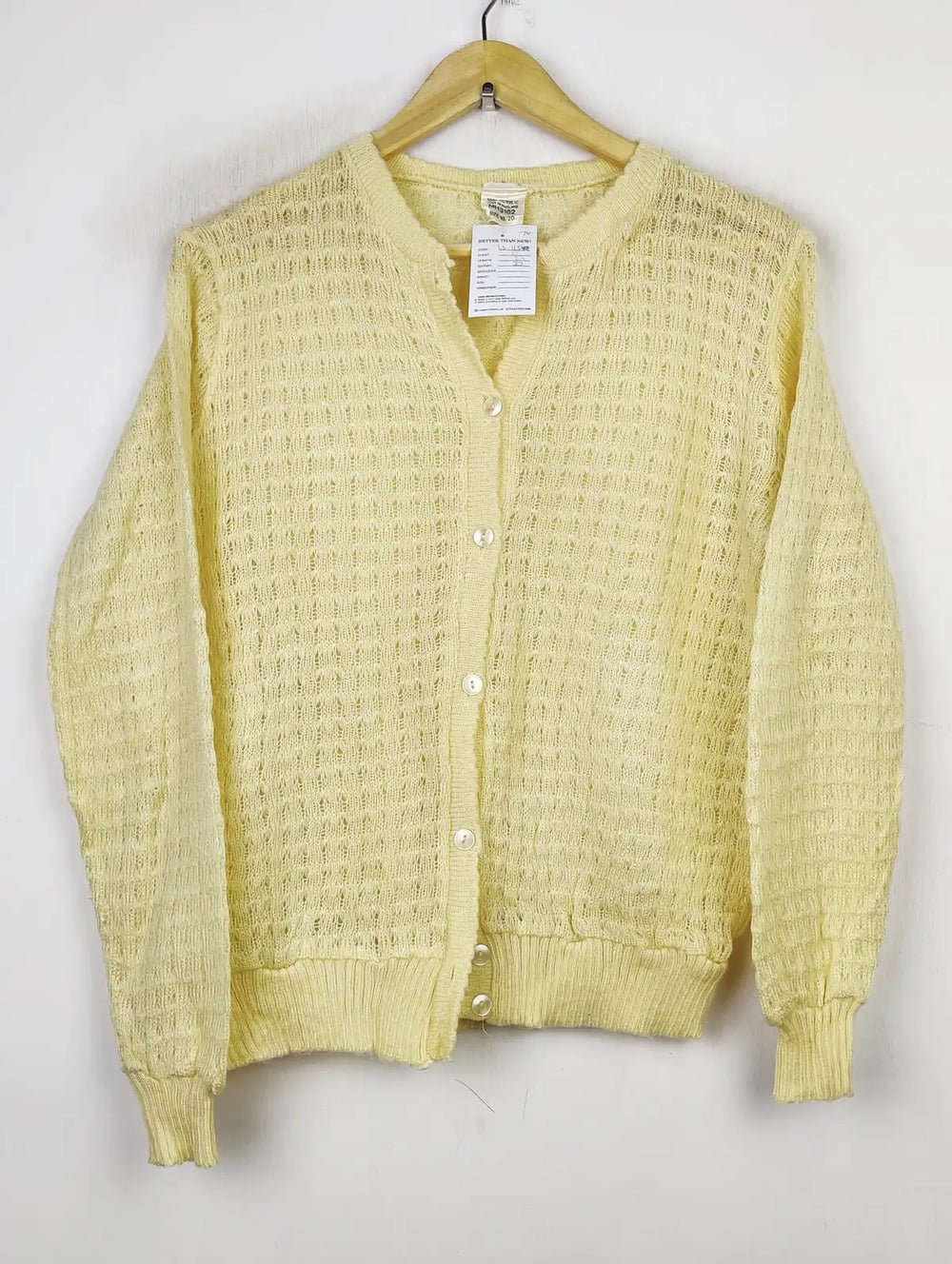 Buy online pre-used pre-loved 100% authentic & Original branded Unknown Brand (LS-11574) available in Pakistan. Top international brands avilable.