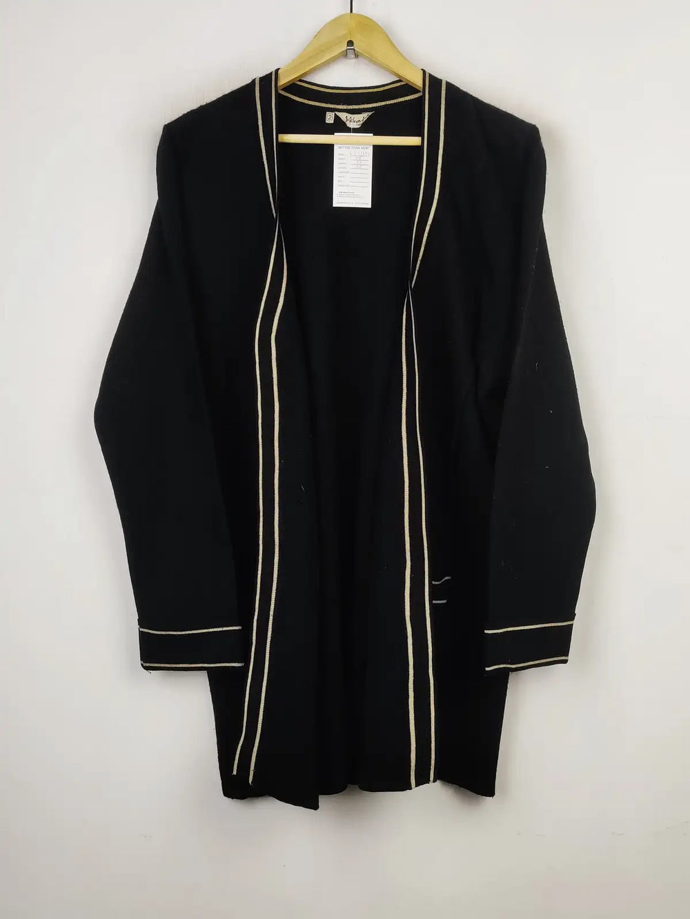 Buy online pre-used pre-loved 100% authentic & Original branded Vokol (LS-11640) available in Pakistan. Top international brands avilable.