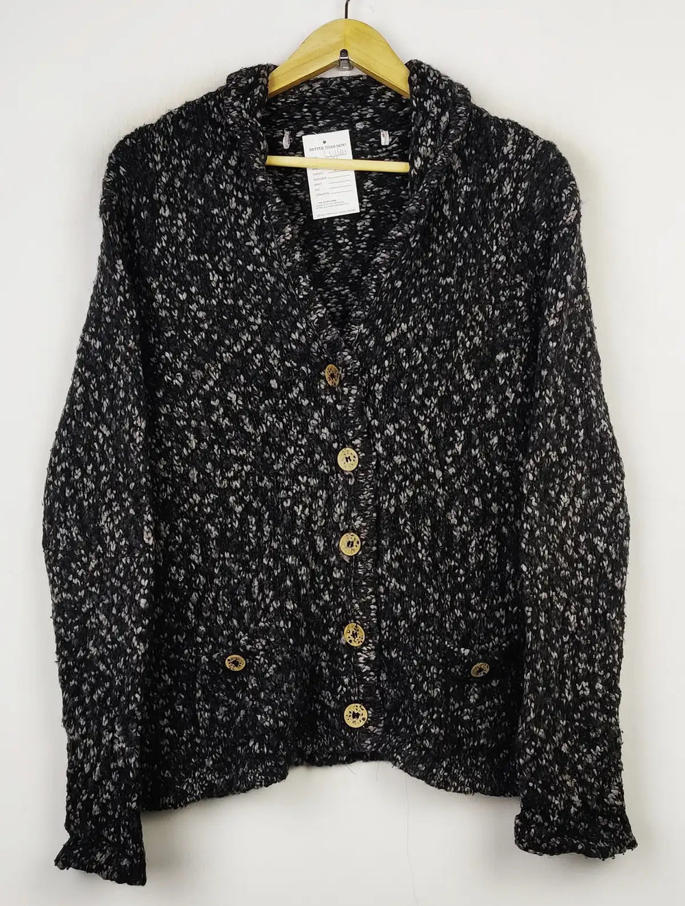 Buy online pre-used pre-loved 100% authentic & Original branded Unknown Brand (LS-11664) available in Pakistan. Top international brands avilable.