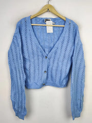 Buy online pre-used pre-loved 100% authentic & Original branded Reclaimed Vintage (LS-11708) available in Pakistan. Top international brands avilable.