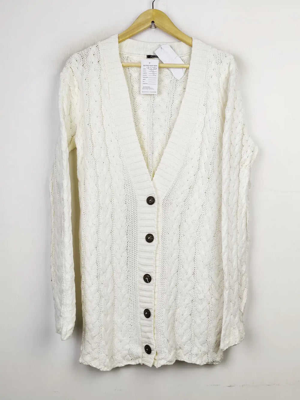 Buy online pre-used pre-loved 100% authentic & Original branded Boohoo (LS-11754) available in Pakistan. Top international brands avilable.