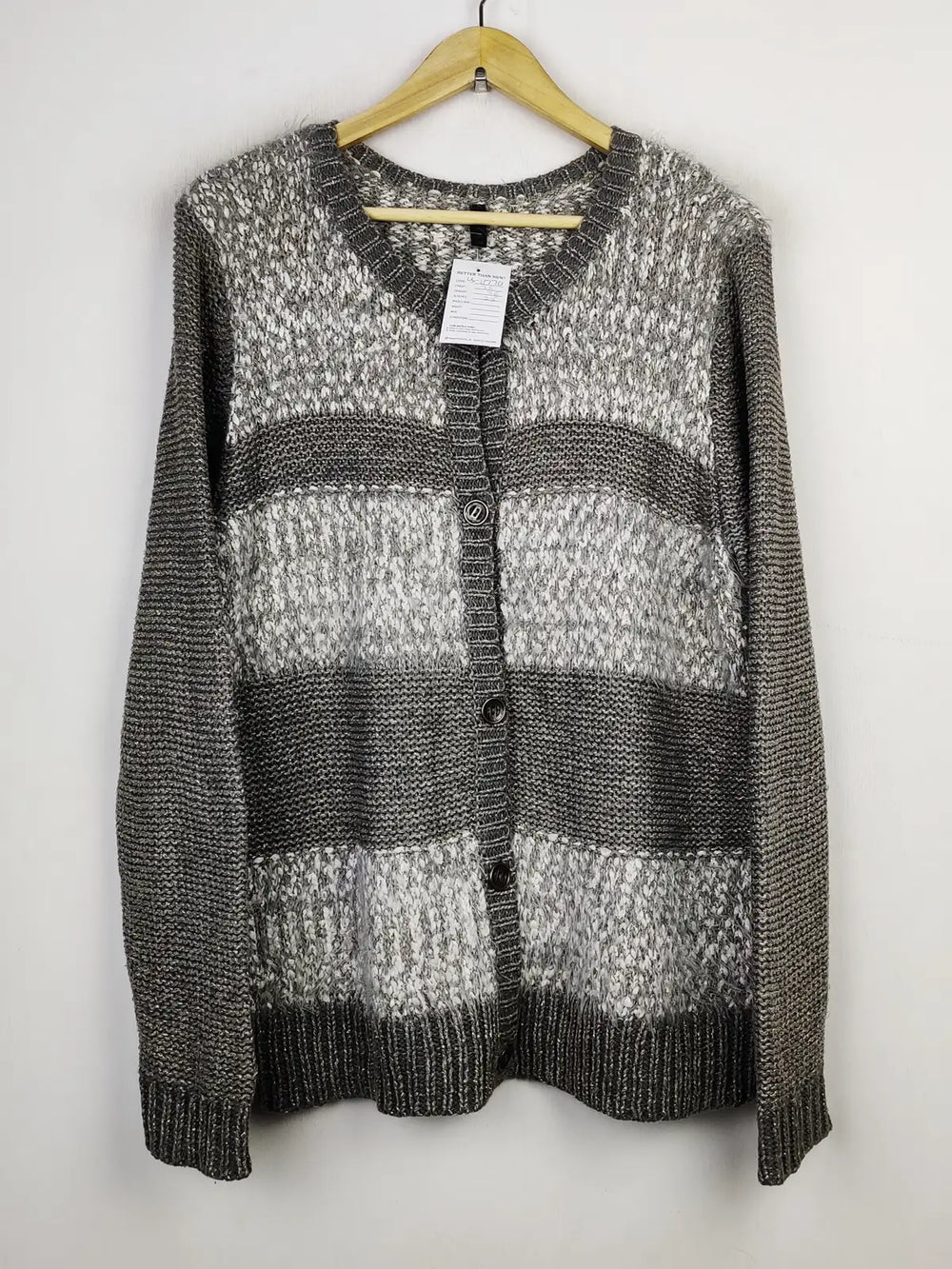 Buy online pre-used pre-loved 100% authentic & Original branded Imitz (LS-11770) available in Pakistan. Top international brands avilable.