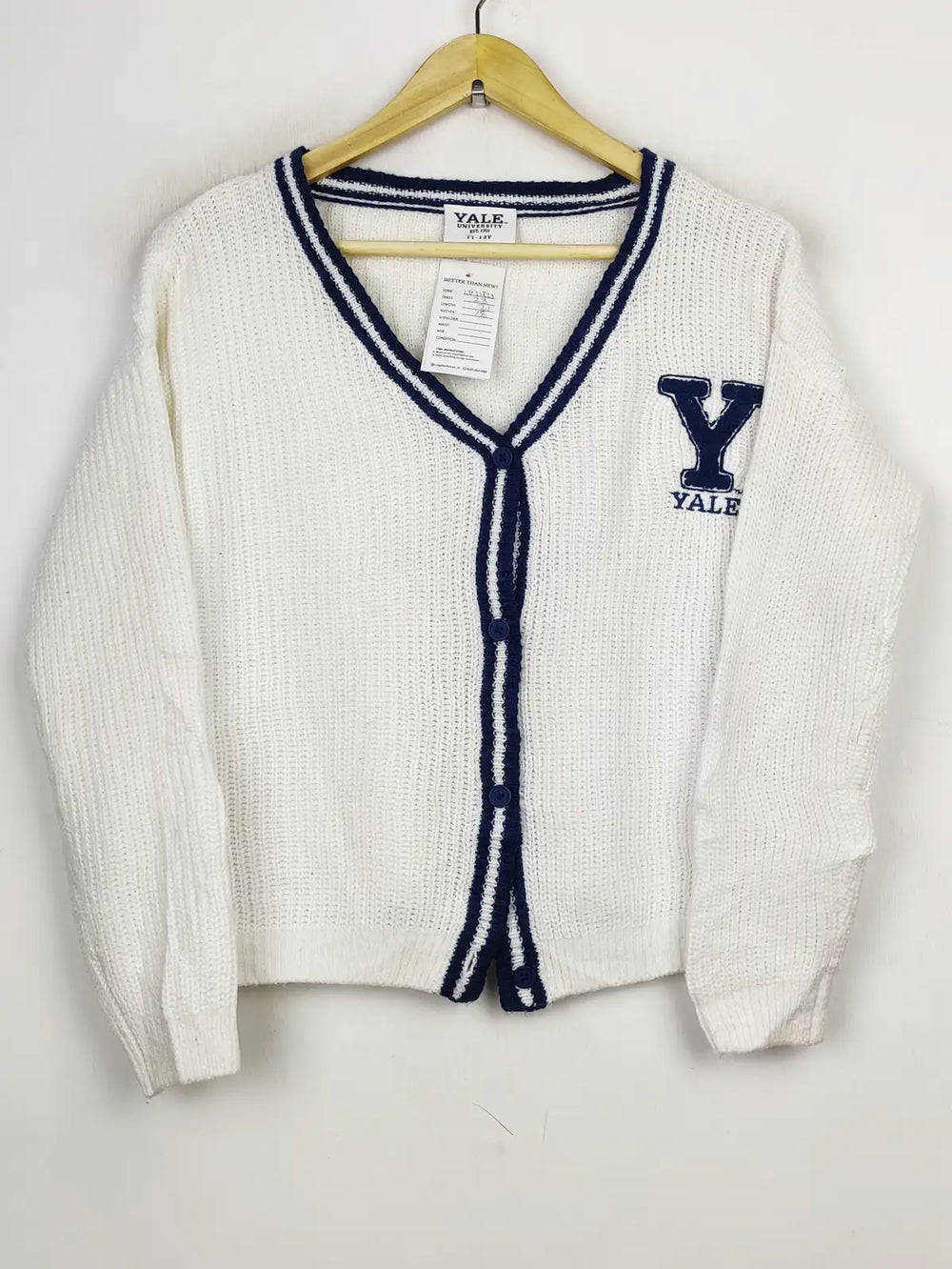 Buy online pre-used pre-loved 100% authentic & Original branded Yale (LS-11823) available in Pakistan. Top international brands avilable.