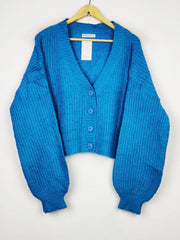 Buy online pre-used pre-loved 100% authentic & Original branded New Look (LS-12084) available in Pakistan. Top international brands avilable.