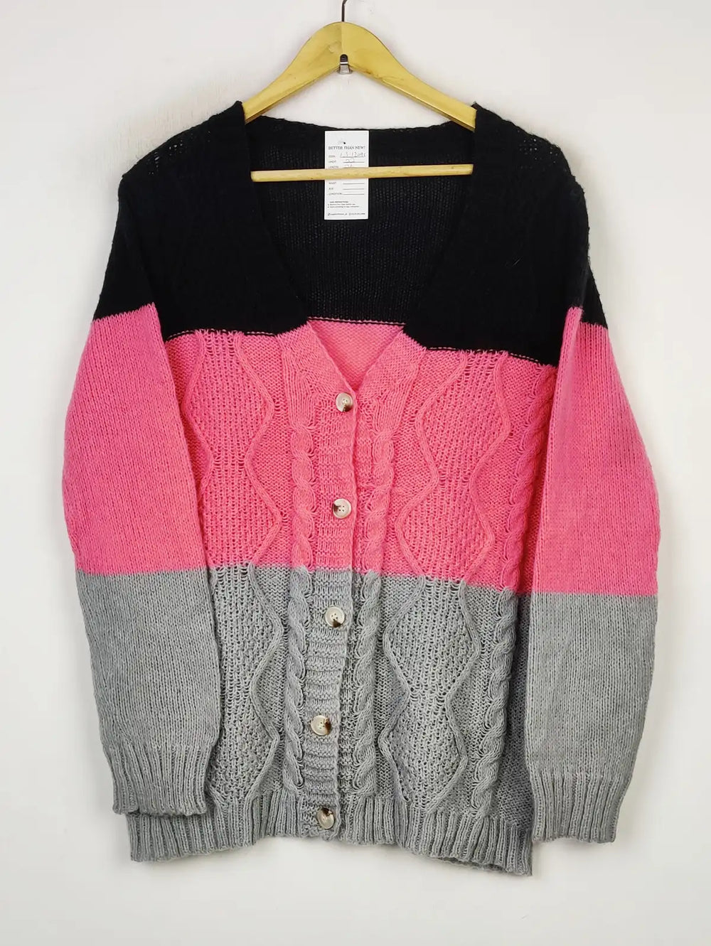 Buy online pre-used pre-loved 100% authentic & Original branded Unknown Brand (LS-12096) available in Pakistan. Top international brands avilable.