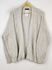 Buy online pre-used pre-loved 100% authentic & Original branded Peacocks (LS-12139) available in Pakistan. Top international brands avilable.