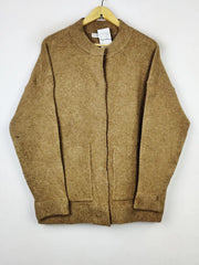 Buy online pre-used pre-loved 100% authentic & Original branded Primark (LS-12168) available in Pakistan. Top international brands avilable.