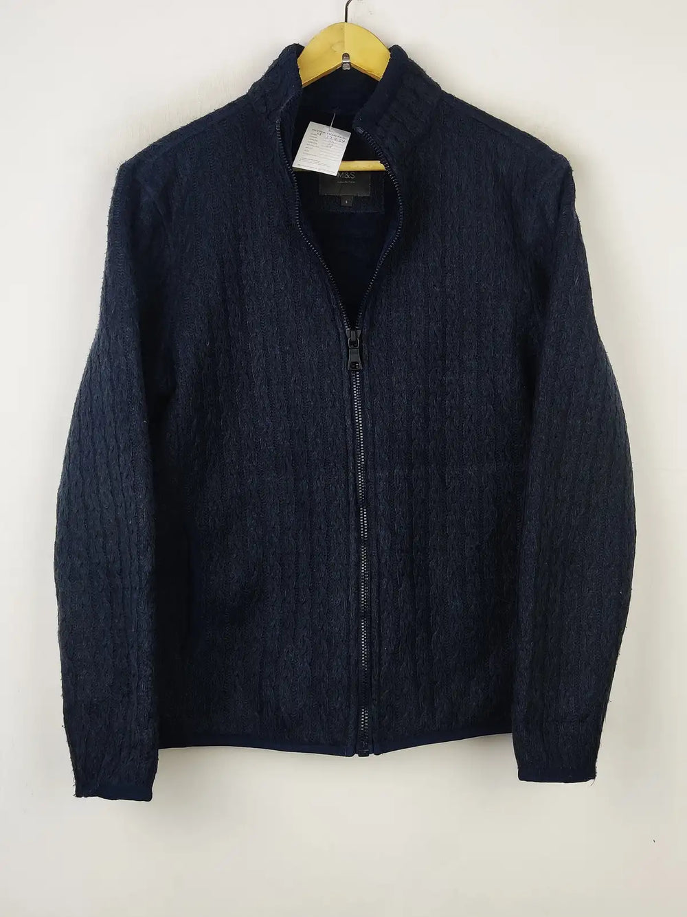 Buy online pre-used pre-loved 100% authentic & Original branded Marks & Spencer (LS-12234) available in Pakistan. Top international brands avilable.