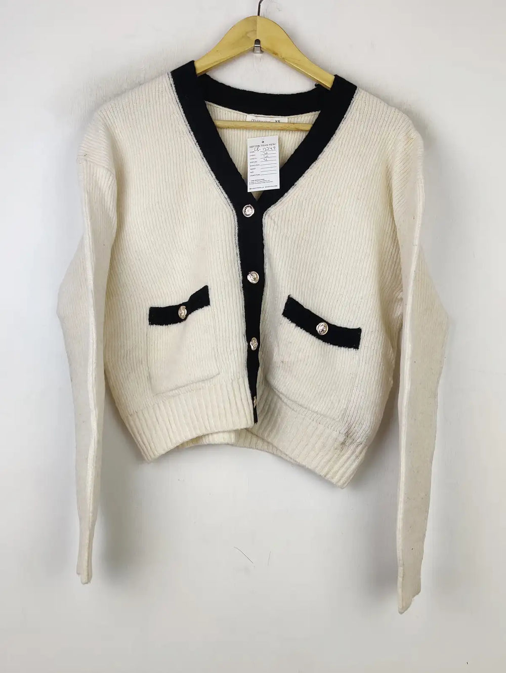 Buy online pre-used pre-loved 100% authentic & Original branded Primark (LS-12249) available in Pakistan. Top international brands avilable.