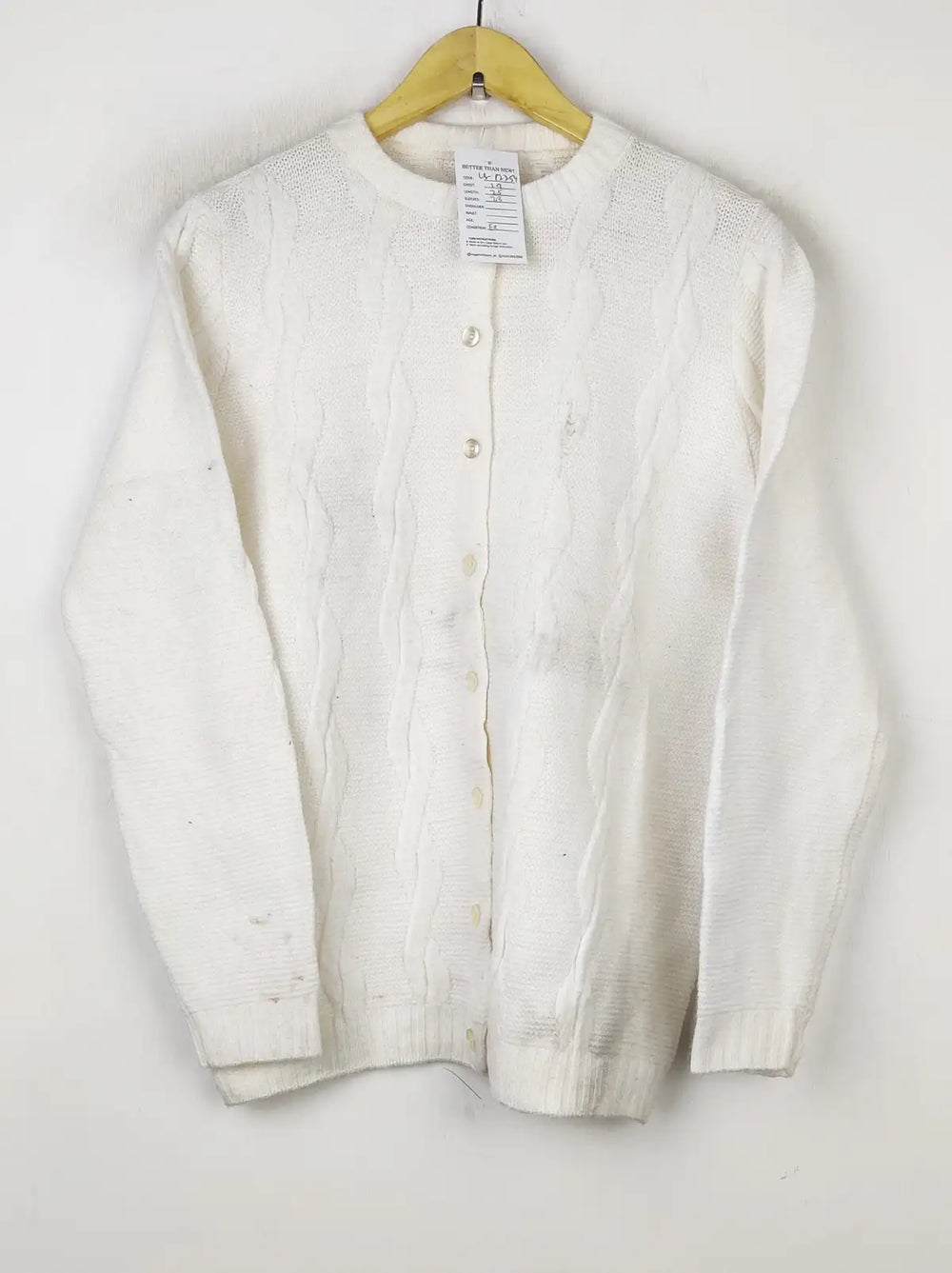 Buy online pre-used pre-loved 100% authentic & Original branded Unknown Brand (LS-12254) available in Pakistan. Top international brands avilable.