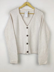 Buy online pre-used pre-loved 100% authentic & Original branded Fat Face (LS-12273) available in Pakistan. Top international brands avilable.