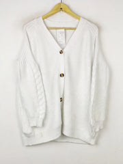 Buy online pre-used pre-loved 100% authentic & Original branded Unknown Brand (LS-12308) available in Pakistan. Top international brands avilable.