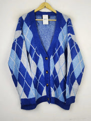 Buy online pre-used pre-loved 100% authentic & Original branded Primark (LS-12399) available in Pakistan. Top international brands avilable.