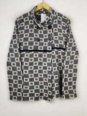 Buy online pre-used pre-loved 100% authentic & Original branded Unknown Brand (LS-12427) available in Pakistan. Top international brands avilable.