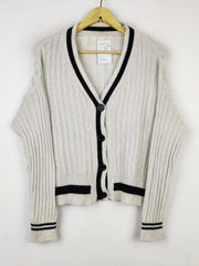 Buy online pre-used pre-loved 100% authentic & Original branded Unknown Brand (LS-12634) available in Pakistan. Top international brands avilable.