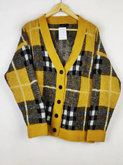 Buy online pre-used pre-loved 100% authentic & Original branded New Look (LS-12762) available in Pakistan. Top international brands avilable.